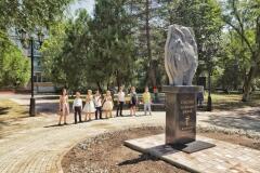 В Невинномысске открыли мемориал "Медицинским работникам"