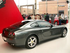  В России началась распродажа Ferrari и Bentley
