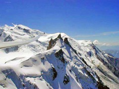 В австрийских Альпах погибли двое любителей горнолыжного спорта из Германии