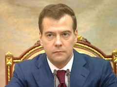 Дмитрий Медведев доволен работой по возврату россиянам долгов по зарплате