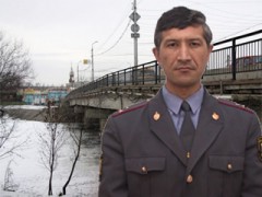 В Хакасии милиционер спас самоубийцу, а сам оказался в больнице
