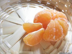 На Новый год на Кубань не пустили 35 тонн мандаринов и 15 тысяч цветов