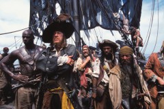 Пиратские кланы в Сомали начали войну