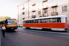 В Петербурге трамвай столкнулся с рейсовым автобусом, есть пострадавшие