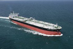 Об опасности нападений на танкеры с нефтью объявили ВМС Сингапура