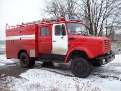 Пожар в частном доме под Петербургом: погибли три человека
