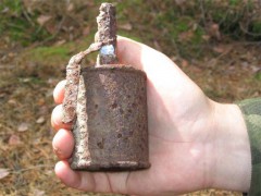 В Краснодаре возле остановки нашли боевую гранату