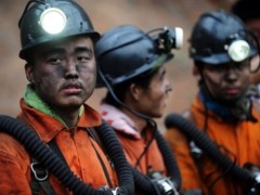 При взрыве на шахте в центральном Китае число погибших достигло 19
