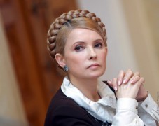 Тимошенко: Суды и ЦИК Украины должны быть независимыми от воли президента