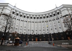 БЮТ обеспокоен тем, что правительство Азарова не пускает представителей оппозиции на свои заседания