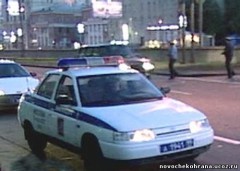 В Екатеринбурге машина ГИБДД сбила девушку