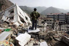 Жертвами землетрясения в Китае стали почти 800 человек