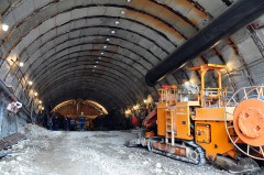 В конце мая будет завершена проходка первого тоннеля совмещенной дороги в Сочи