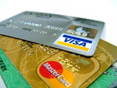 Сбербанк России обратился к клиентам с просьбой воздержаться от использования международных банковских карт 10 мая