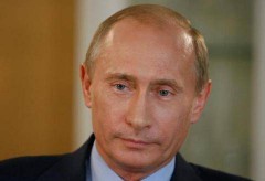 Путин: выделение средств помогло сохранить соцстабильность во время экономического кризиса