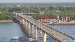 Из-за сработавших датчиков колебаний мост в Волгограде по-прежнему закрыт