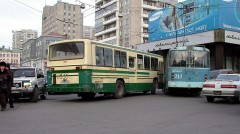 В результате столкновения автобуса и троллейбуса на юге Москвы пострадали пять человек