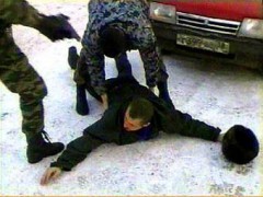 В Киргизии обезврежен вооруженный дезертир, захвативший в заложники двух человек