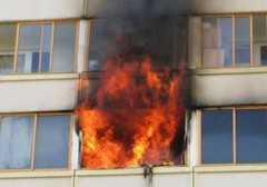 Минувшей ночью в Краснодаре в одной из жилых квартир произошел пожар