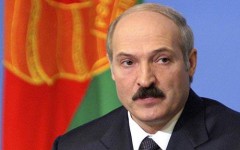 Лукашенко: Ради экономики готов терпеть от России все
