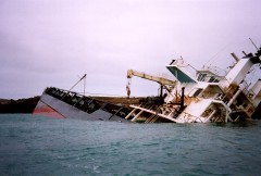 У берегов Гонконга столкнулись два судна, один человек погиб, семь пропали без вести