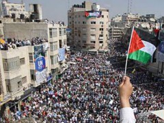 На Западном берегу реки Иордан начались многотысячные митинги