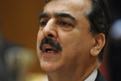 Суд Пакистана считает, что премьер Гилани нарушил присягу
