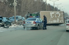 Полицейские попали в ДТП в Красноярске, один из них скончался в реанимации