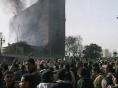 Пожар произошел в здании МВД Египта