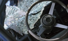 Полицейский протаранил четыре грузовика на Ленинградском шоссе