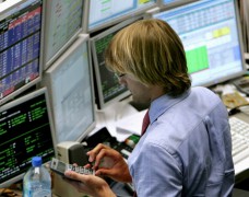 В День защитника Отечества торговые биржи России будут закрыты