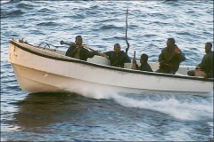 Попавших в заложники к пиратам россиян разыскивают сотрудники МИД РФ