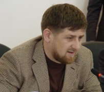 Рамзан Кадыров пообещал повысить зарплату театральным работникам