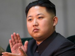 Ким Чен Ын провел парад, приуроченный к юбилею отца
