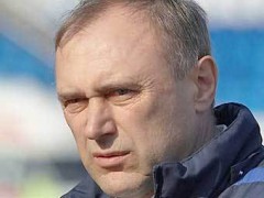 Олег Долматов уволен из 