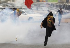 В Бахрейне за минуты до старта F1 продолжаются столкновения с полицией