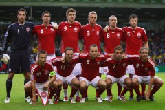 Футболистам сборной Дании запретили пользоваться социальными сетями во время Евро-2012
