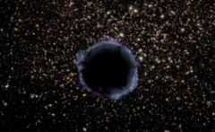 Обнаружена сверхмассивная черная дыра, разорвавшая и проглотившая 