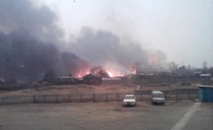 В красноярском поселке Разгуляевка пожар охватил 14 домов