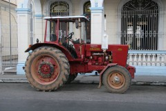 У агрария из Успенского района Кубани изъяли за долги трактор