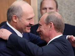 Путин пригласил Лукашенко в Москву в удобное для него время