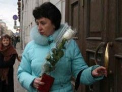 Учительницу, заявившую о фальсификациях на выборах в Петербурге, оштрафовали на 30 тысяч рублей