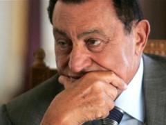 Сердечный приступ случился у экс-президента Египта, врачи борются за его жизнь