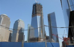 В США готов каркас небоскреба, который появится на месте разрушенных башен-близнецов