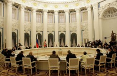 Совет при президенте РФ предлагает публично обсудить закон о НКО