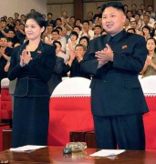 Ким Чен Ын присутствовал на  торжественном концерте вместе с женой