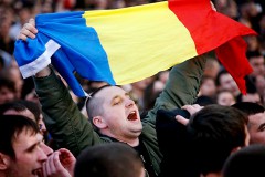 Противники союза Молдавии с Румынией вышли на улицы города Бельцы