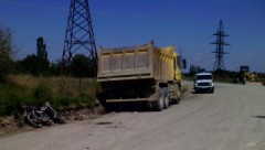 В Лабинском районе Кубани мотоциклист погиб под колесами грузовика
