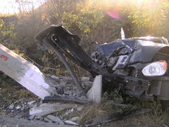 В Дагестане водитель столкнулся со столбом и погиб