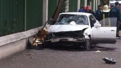 Семь человек погибли в результате вылета автомобиля на остановку в Москве